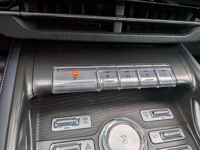 2025 Lincoln Nautilus Reserve CROSSOVERS