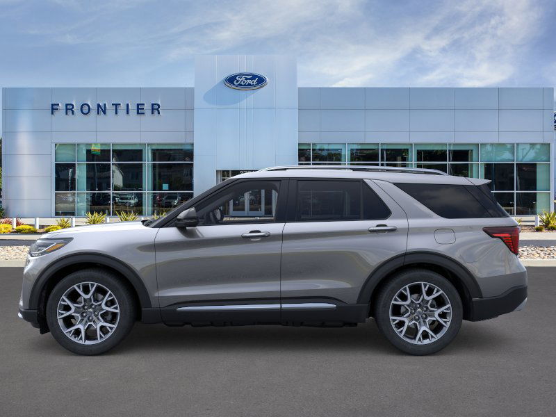 2025 Ford Explorer Platinum photo 2