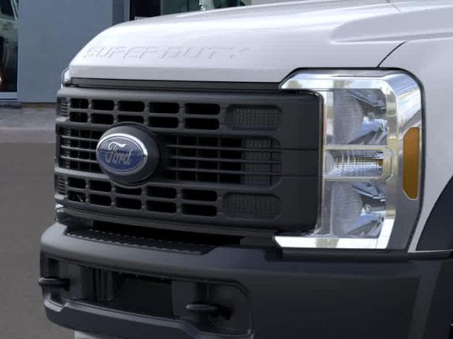 Thumbnail: 2025 Ford F-550 - 39