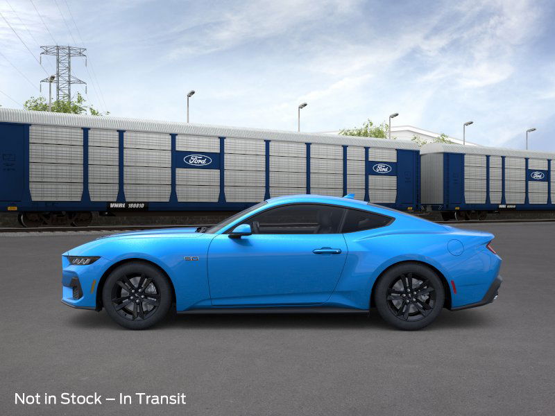 2025 Ford Mustang GT photo 3