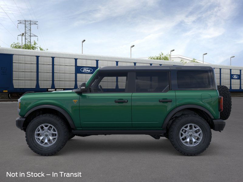 2025 Ford Bronco Badlands photo 3