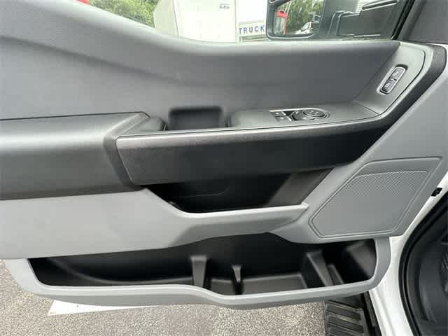 Thumbnail: 2024 Ford  - 41