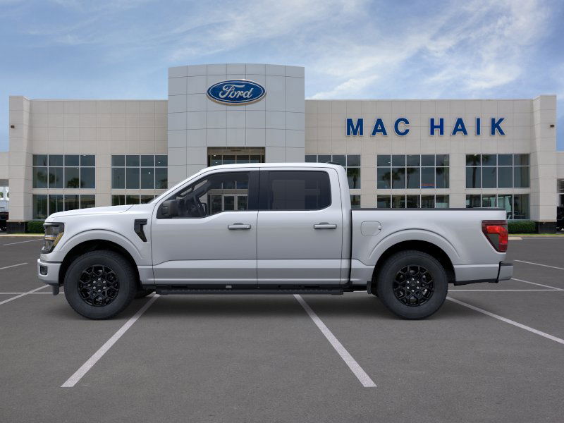 2025 Ford F-150 XLT photo 3