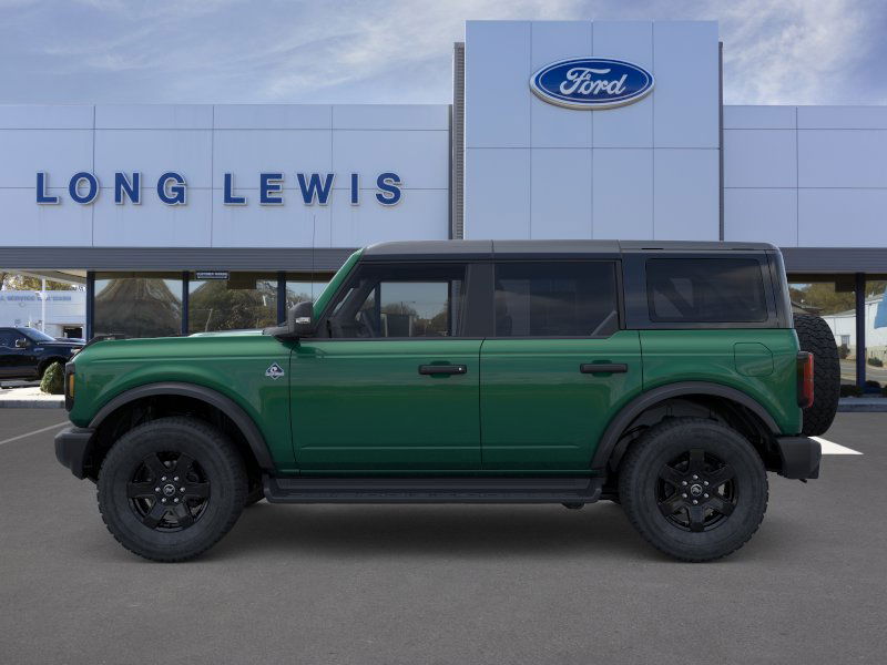 2025 Ford Bronco Outer Banks photo 2
