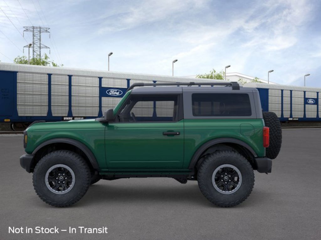 New 2025 Ford Bronco Base SUV