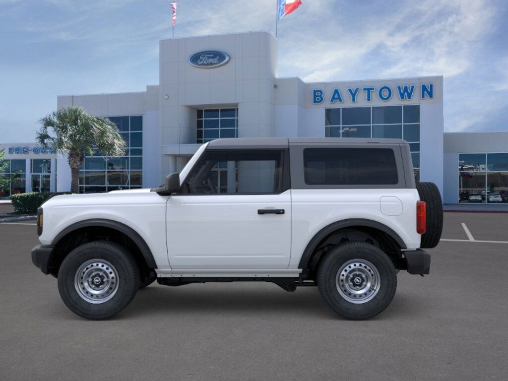 New 2025 Ford Bronco Base SUV