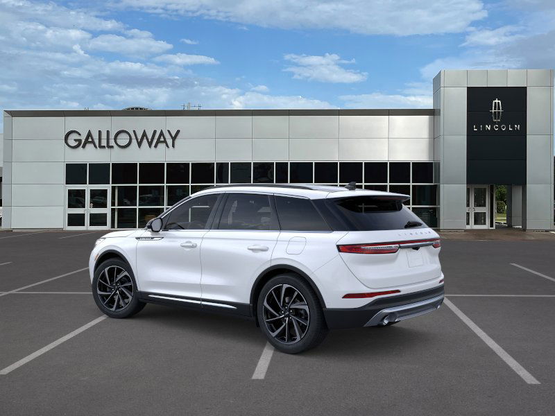 2026 Lincoln Corsair Reserve photo 4