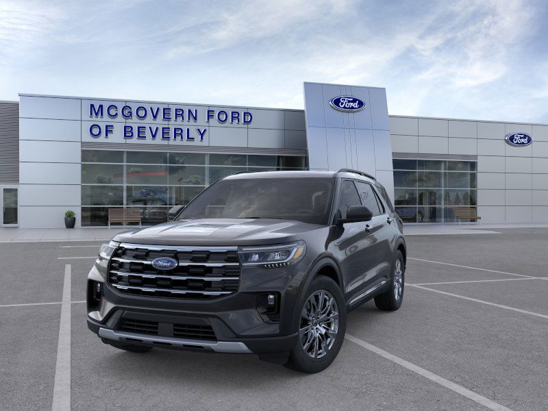 2025 Ford Explorer photo 2