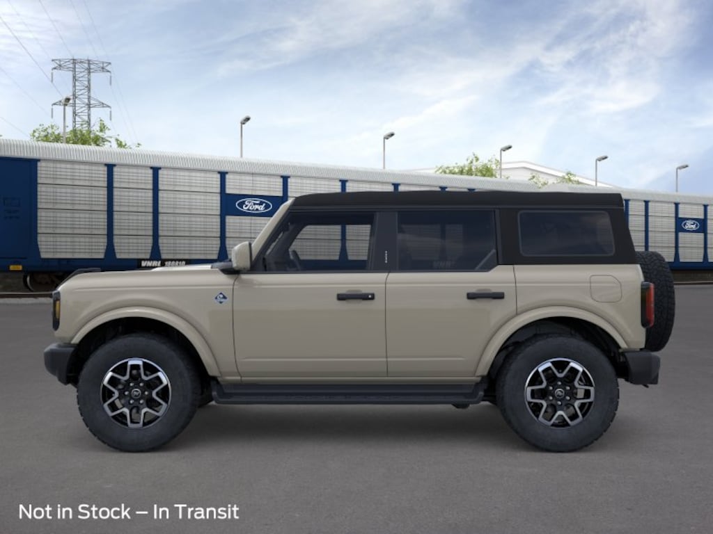 New 2026 Ford Bronco Outer Banks SUV