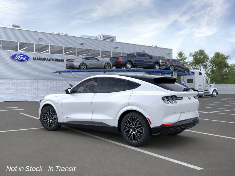 2025 Ford Mustang Mach-E Premium photo 4