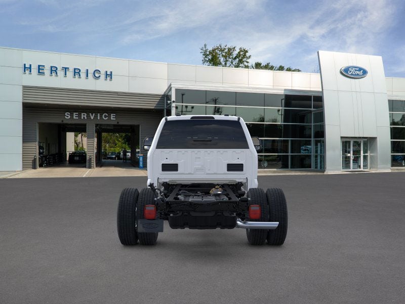 2025 Ford Super Duty F-350 DRW F-350 XL Truck Crew Cab 2025 Ford Super Duty F-350 DRW F-350 XL Truck Crew Cab