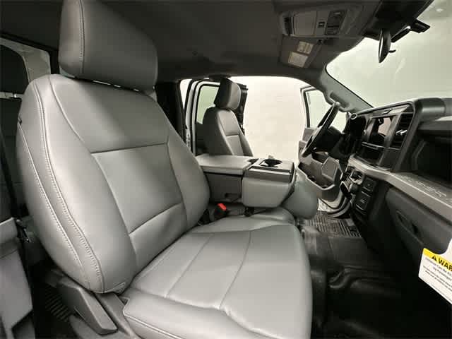 Thumbnail: 2025 Ford Econoline - 44