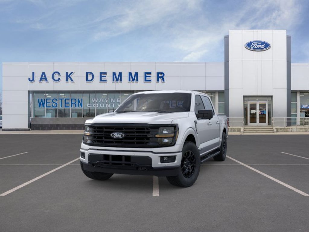 New 2025 Ford F-150 XLT TRUCK