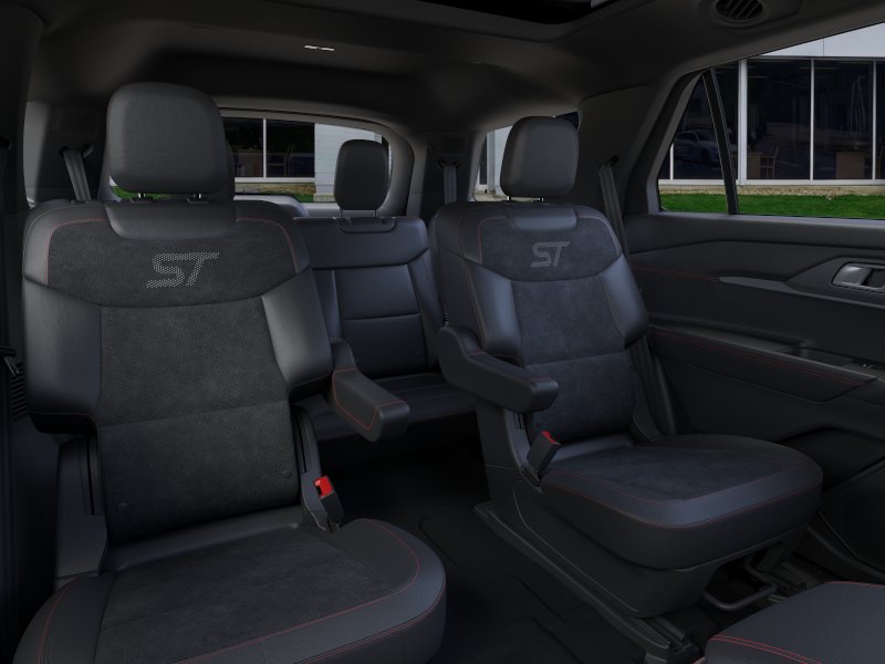 2026 Ford Explorer ST - Photo 34