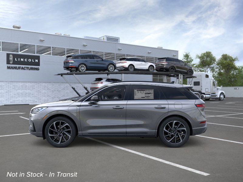 2026 Lincoln Corsair Grand Touring photo 2