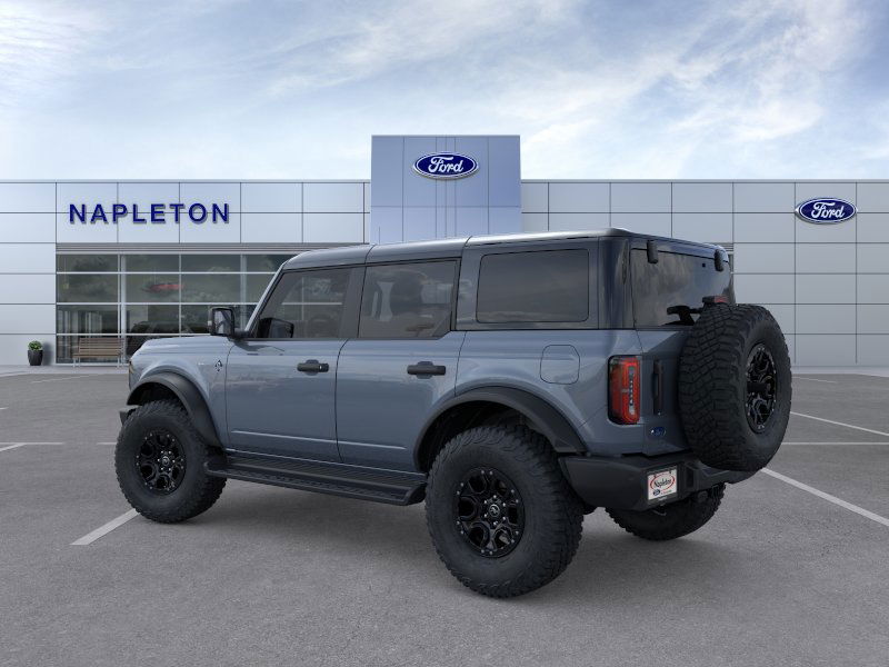 2025 Ford Bronco Outer Banks photo 4