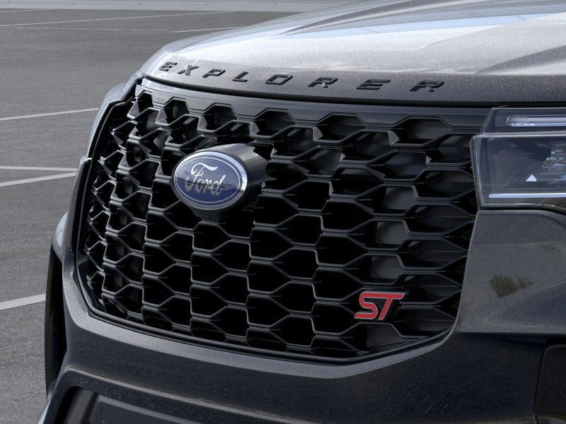 2025 Ford Explorer ST photo 30