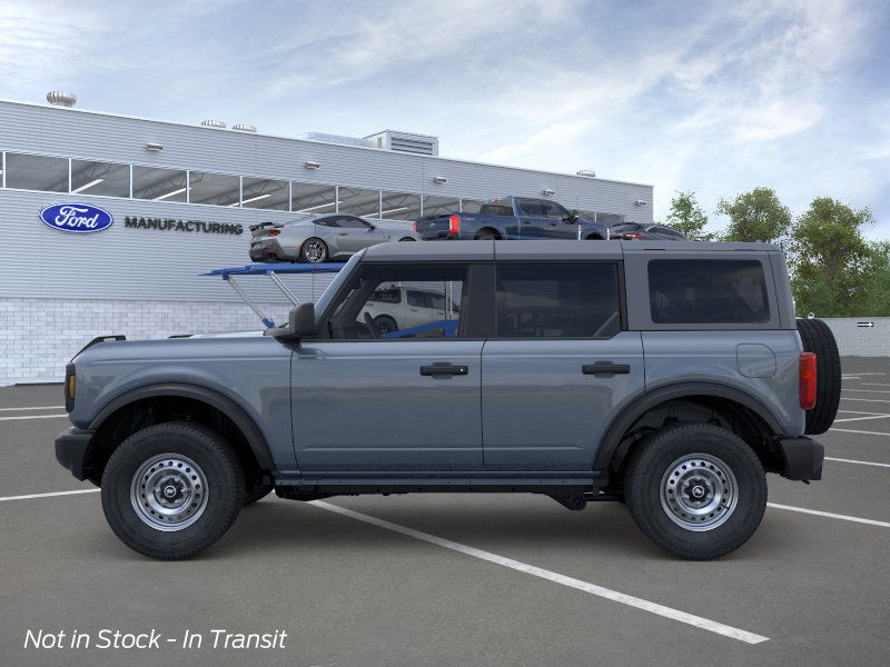 2025 Ford Bronco Base photo 2