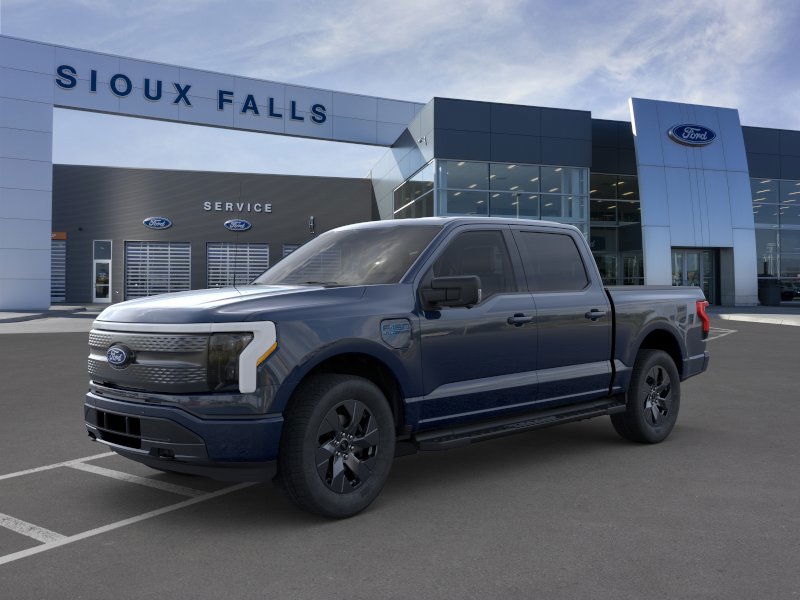 2025 Ford F-150 Lightning Flash's photo