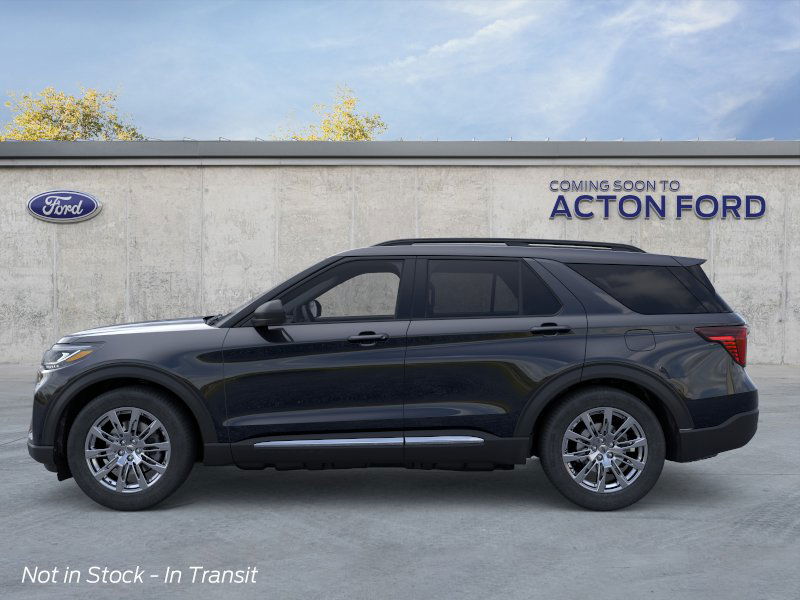 2025 Ford Explorer photo 2