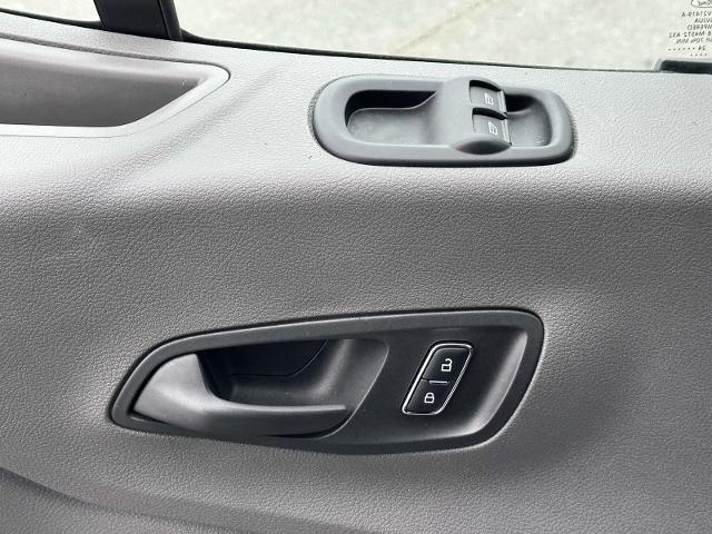 2024 Ford Transit Cutaway Base - Photo 37