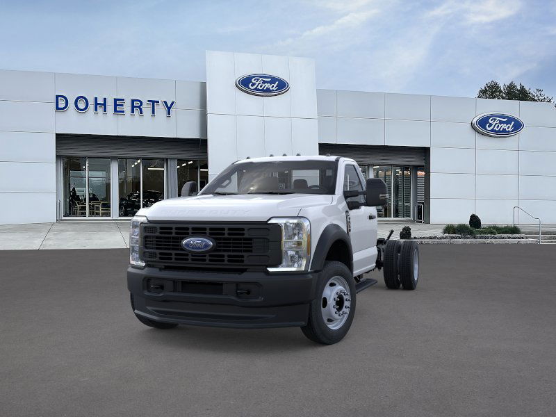 2026 Ford F-550 photo 2