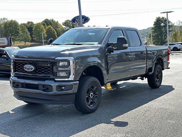 Thumbnail: 2026 Ford Econoline - 31