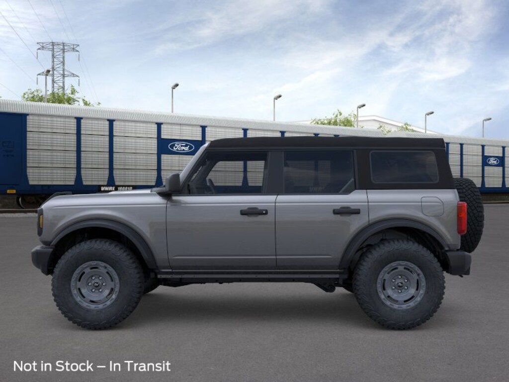 New 2025 Ford Bronco Base SUV
