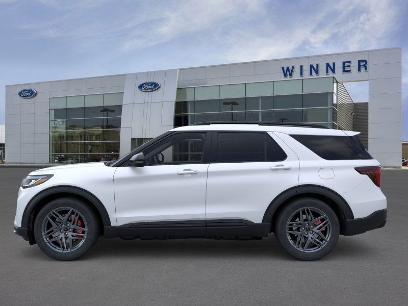 2025 Ford Explorer ST photo 3