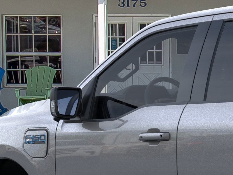 2025 Ford F-150 Lightning Flash photo 42
