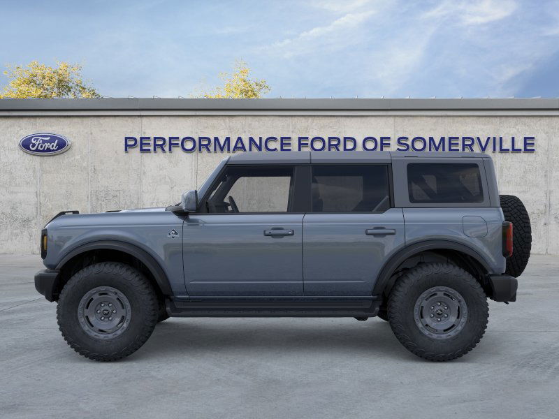 2025 Ford Bronco Outer Banks photo 3