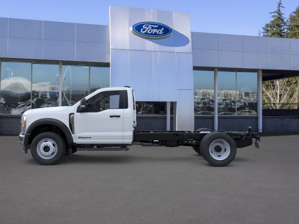New 2025 Ford F-450 Chassis XL DRW Truck Regular Cab