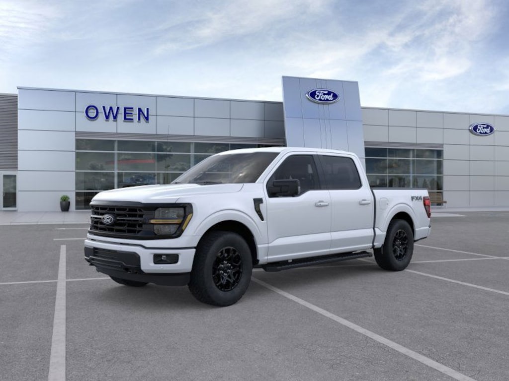 New 2025 Ford F-150 XLT Truck SuperCrew Cab