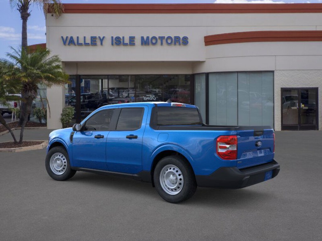 New 2025 Ford Maverick XL TRUCK