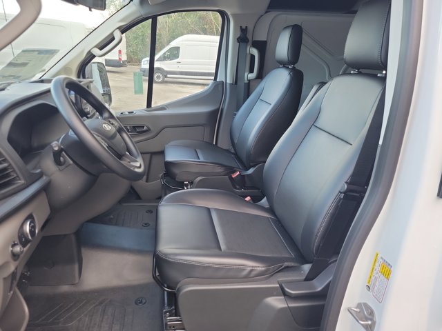 2025 Ford Transit Van Base - Photo 40