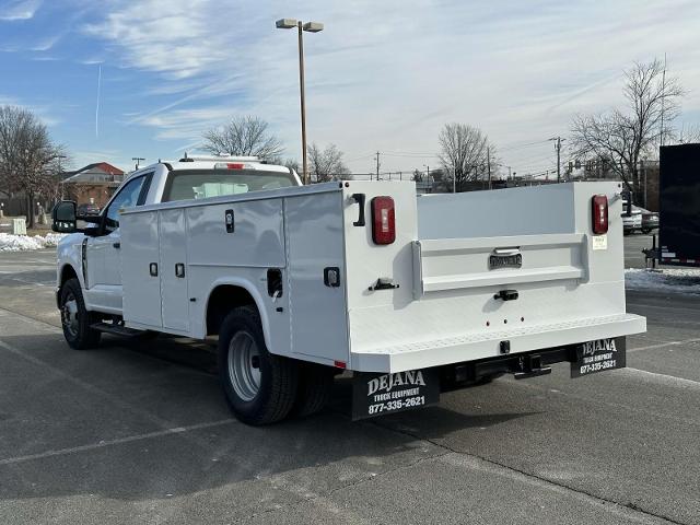 2024 Ford F-350 Super Duty Chassis Cab XL - Photo 24