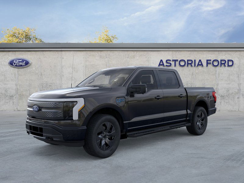 2025 Ford F-150 Lightning Flash's photo