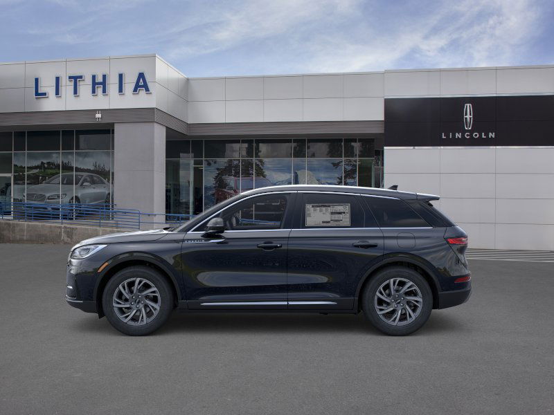 Thumbnail: 2025 Lincoln Corsair - 32