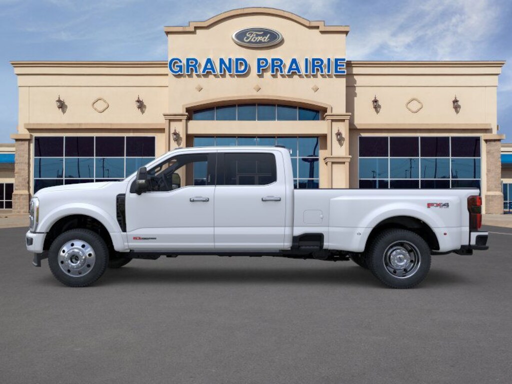 New 2026 Ford F-450 Platinum Truck Crew Cab