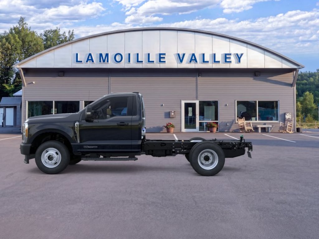 New 2026 Ford F-350SD XL Chassis