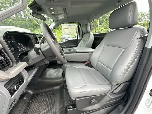 Thumbnail: 2025 Ford  - 40