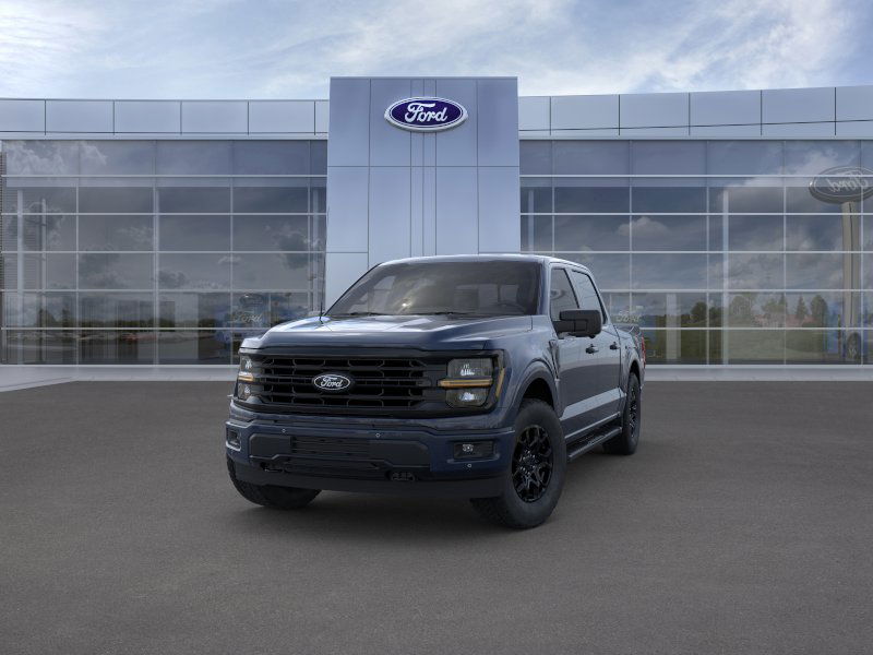 2025 Ford F-150 XLT photo 2