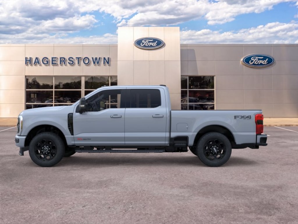 New 2026 Ford F-350 Lariat Truck Crew Cab