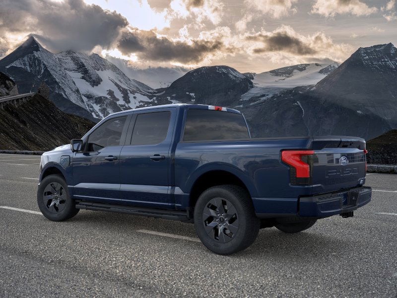 2025 Ford F-150 Lightning Flash - Photo 26