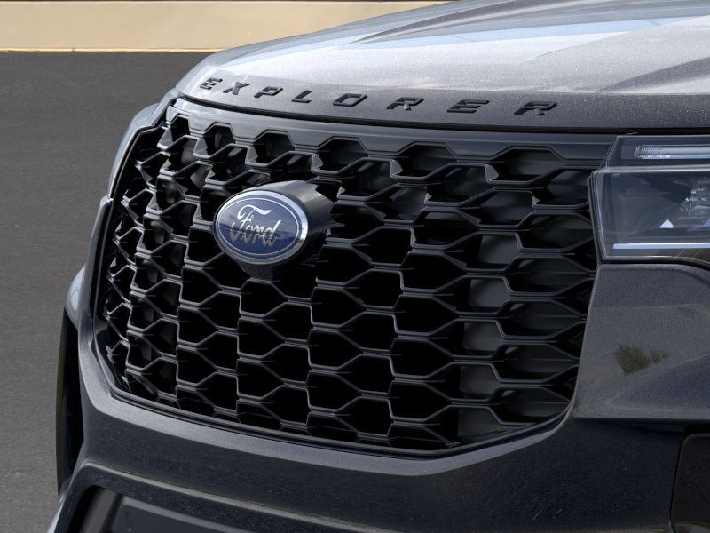 2025 Ford Explorer ST-Line photo 21