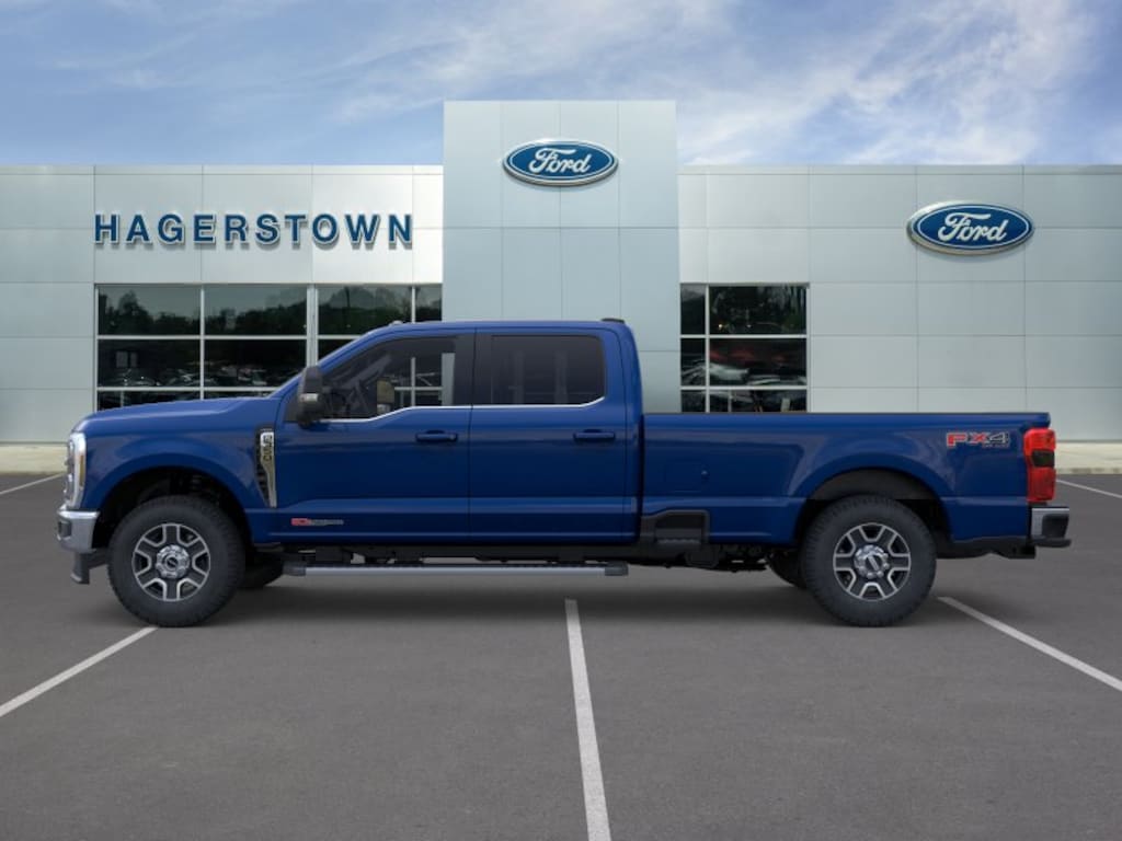 New 2026 Ford F-350 Lariat Truck Crew Cab