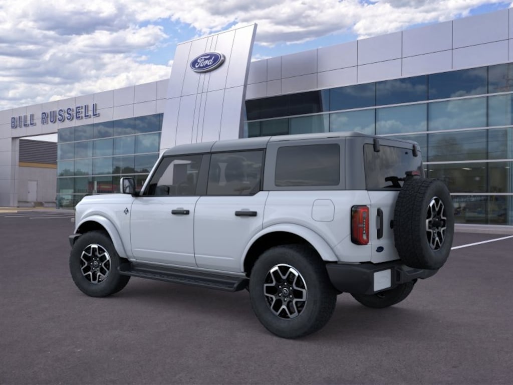 New 2026 Ford Bronco Outer Banks SUV