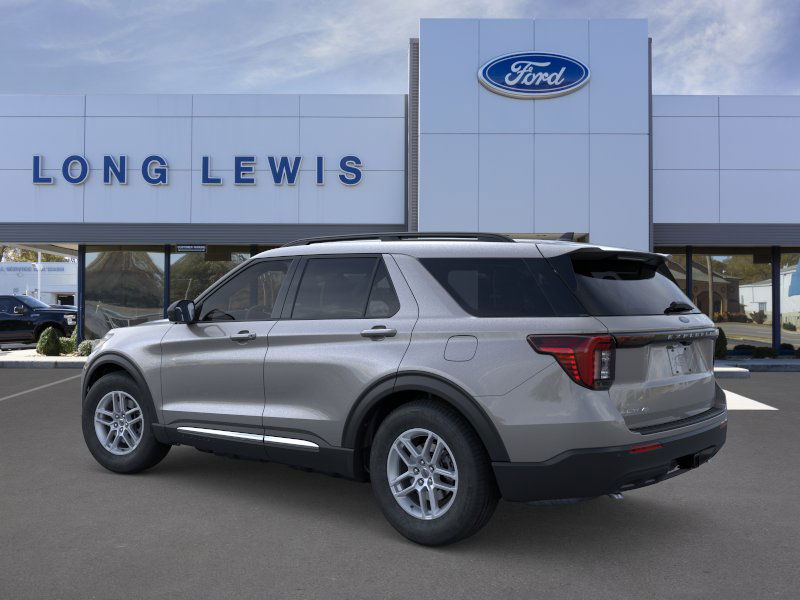 2025 Ford Explorer photo 3