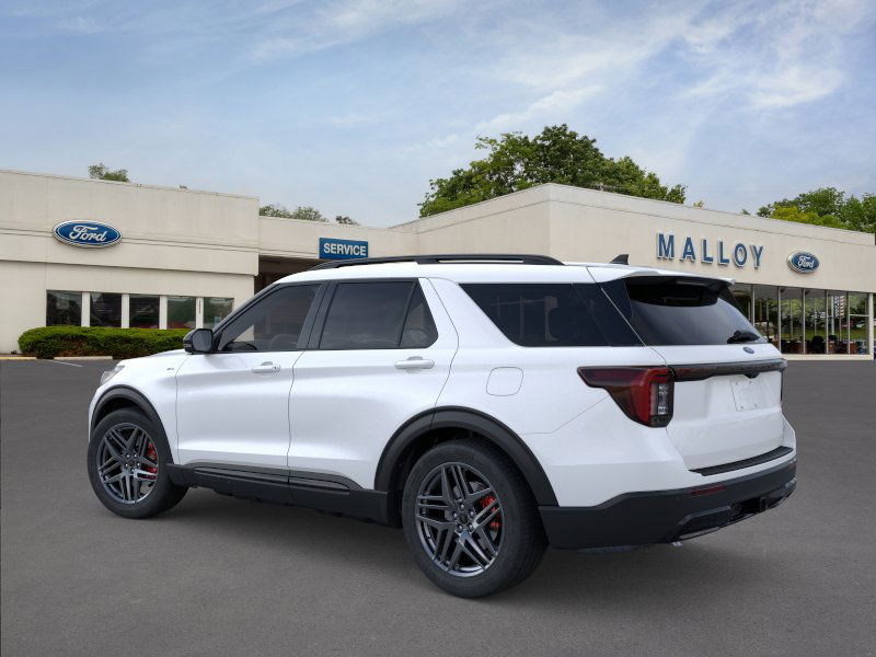 2026 Ford Explorer ST-Line photo 4
