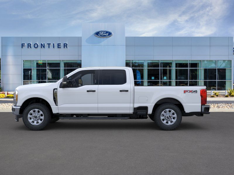2025 Ford F-250 photo 3